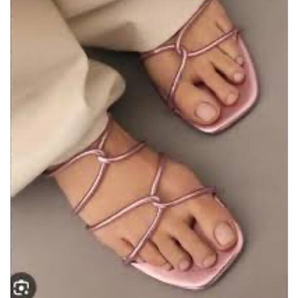 NEW Maeve Anthropologie Shiny Pink Strappy‎ Slip On Sandals Leather Square Toe 8 - Picture 1 of 10